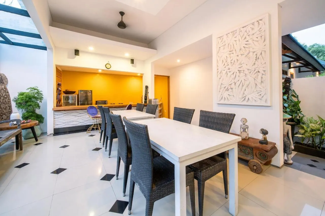 Little Boutique Hotel 103- 30M From Beach Canggu  Guest house Canggu (Bali)